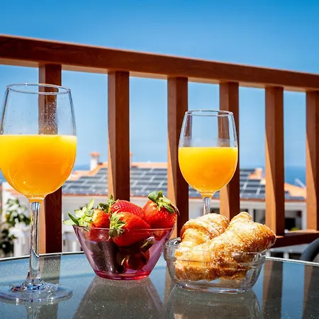 Bouganvillas Ocean View Apartment